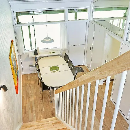 بيت للعطل Lavish Holiday Home In Allinge With Sea View إلينغه