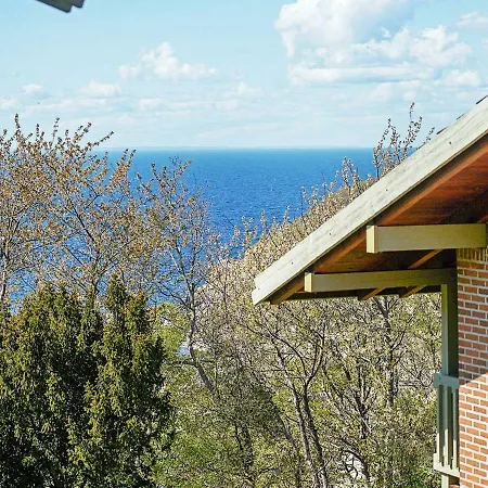 Lavish Holiday Home In Allinge With Sea View بيت للعطل إلينغه